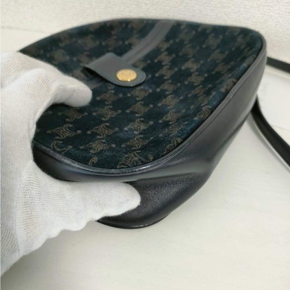 Celine Crossbody in good Condition!! - Picture 11 of 16